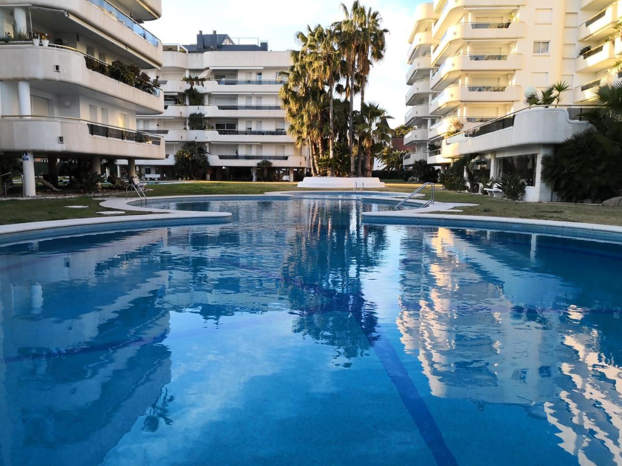 Апартаменты Apartamento Arena Сиджес Экстерьер фото